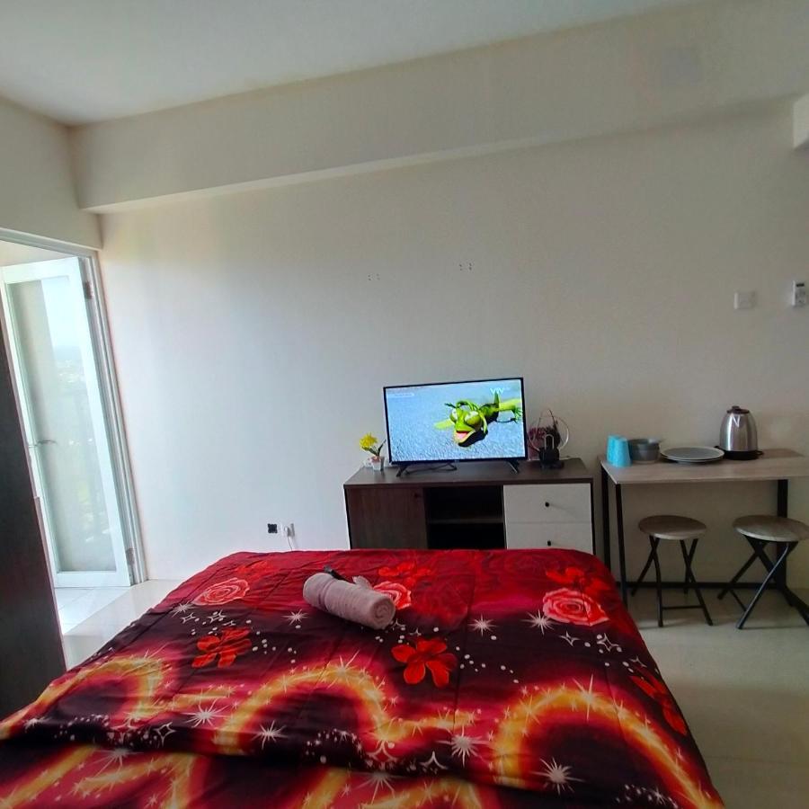Rb Bogorienze The Jungle Apartemen